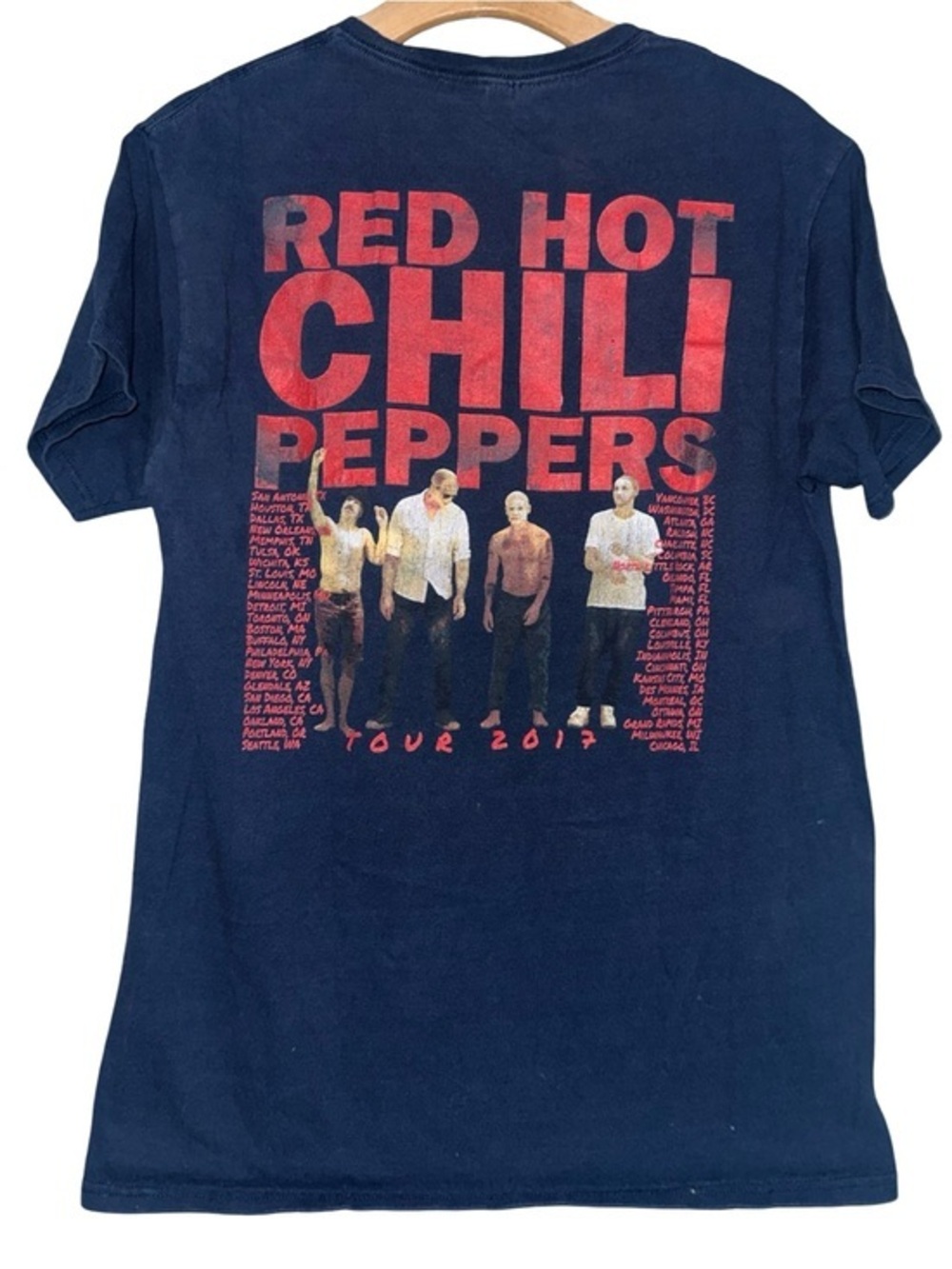 Red Hot Chili Peppers Men’s Size M Navy Blue 2017 Getaway Tour Tee T-Shirt